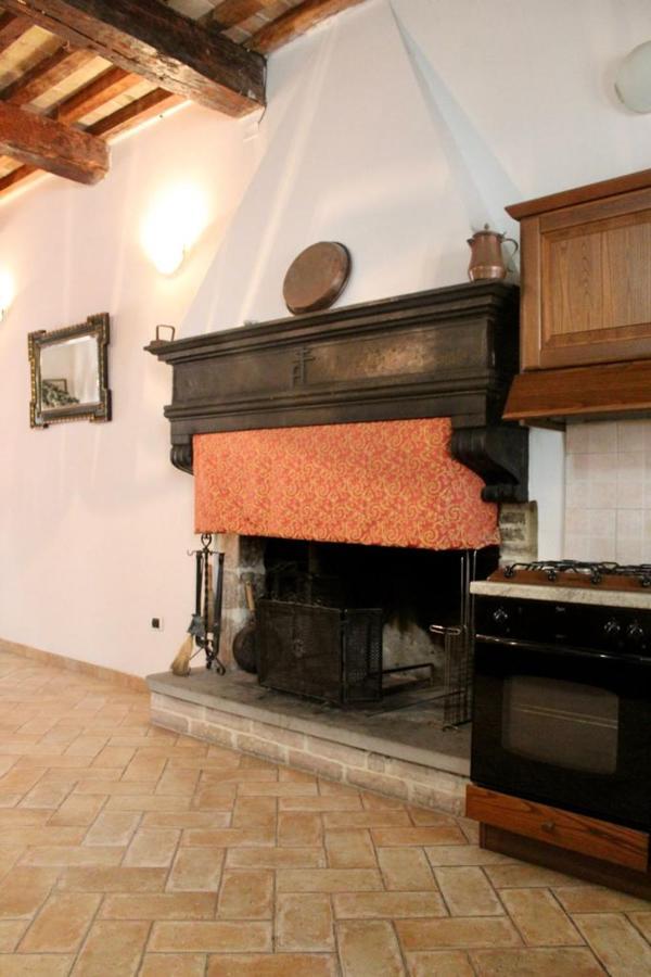 Palazzo Contini Apartment Piobbico Ngoại thất bức ảnh